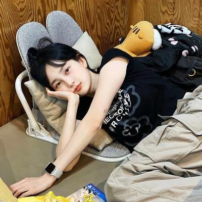 苏夫塞德女孩第一季 海报