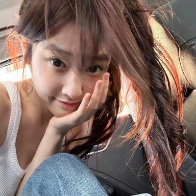 思春少妇 海报