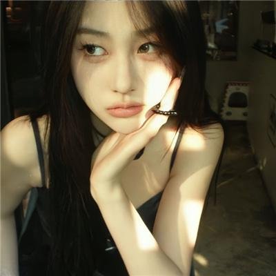 人事美魔女·椿真子 海报